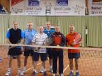 Die Mannschaft der Gaensefurther v.l. Steffen Mattheis, Achim Engel, Andreas Trensinger, Manfred Rademann, Herbert Mandel (Ersatzmann) , Reiner Christoph erzielte den ersten Sieg in der Punktspielserie der Wintersaison.

