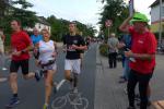 Mit Kirsten Geist hatten die Bode-Runners der Gaensefurther Sportbewegung auf der Zehn-Kilometer-Distanz ein Ass im Ärmel. Während ihre Vereinskollegen auf der Strecke die Städtepartnerschaft auslebten, kam Geist im Sog der schnellen Männer gut voran und belegte den zweiten Platz in der Altersklasse W50.