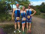 Die Gaensefurther Teilnehmer am Sprint-Triathlon in Halle v.l. Olaf Moch, Annegret Wille und Toni Keller.