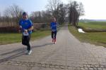 Harald und Christa Fümel (v.l.) absolvierten den 11. Süppling-Cross-Lauf gemeinsam und hatten unterwegs viel Spaß. Bei der abschließenden Siegerehrung durften beide auf das Treppchen.