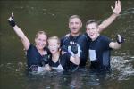 Familie Wuwer war auf einer Runde über sechs Kilometer am Start. Sie haben die Bode-Runners der Gaensefurther Sportbewegung mit der Matschwolke infiziert, gehörten damals zu den ersten Startern in Genthin und damit bereits zum Inventar.