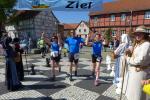 Zieleinlauf nach zwei Etappen im Schachdorf Ströbeck - Sabine Börner, Nico Mahler, Sylvia Köhn (v.l.).