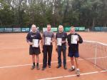 Die Platzierten vom Schleifchenturnier v.l. Ingo Becker (3.), Ulf Gothe (4.), Achim Engel (2.), H.-Georg Schneider (1.) Die Platzierten vom Schleifchenturnier v.l. Ingo Becker (3.), Ulf Gothe (4.), Achim Engel (2.), H.-Georg Schneider (1.)