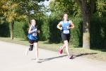 Zusammen gekämpft und zusammen gesiegt! Ein starkes Rennen über die sieben Kilometer legten Rieke Zaschke und Anja Kroner hin (v.l.). Mit Gesamtplatz eins für Kroner und zwei für Zaschke führten sie die Frauenliste im Ergebnisprotokoll an. Zusammen gekämpft und zusammen gesiegt! Ein starkes Rennen über die sieben Kilometer legten Rieke Zaschke und Anja Kroner hin (v.l.). Mit Gesamtplatz eins für Kroner und zwei für Zaschke führten sie die Frauenliste im Ergebnisprotokoll an.