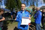 Erster früher Start und fast zum Ende der Veranstaltung wieder da - ein Halbmarathon will auch erst gelaufen sein! Und dabei benötigte Lina Epperlein lediglich 01:37:40 Stunden. Erste Frau Gesamt und einen schicken Pokal war der Lohn für so viel Laufarbeit. Erster früher Start und fast zum Ende der Veranstaltung wieder da - ein Halbmarathon will auch erst gelaufen sein! Und dabei benötigte Lina Epperlein lediglich 01:37:40 Stunden. Erste Frau Gesamt und einen schicken Pokal war der Lohn für so viel Laufarbeit.