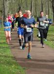 Mario Kreutzmann (288), auch ganz neu bei den Bode-Runners, betätigte sich sportlich gemeinsam mit Ehefrau Katrin und Tochter Emma beim Osterlauf in Magdeburg. Die Zeit wurde nicht gestoppt, es ging nur um den Spaß am Laufen, frei nach dem Motto „Einfach mal rumeiern“. (Foto: Janina Bergholz)