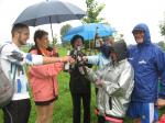 Während es vor Beginn der Paddeltour auf der Bode in Strömen regnete, ließen sich Triathleten, Bode-Runners und Tennisspieler sowie ihr Anhang die Laune nicht verderben. 