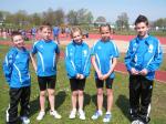 Den ersten Wettkampf der Freiluftsaison 2010 bestritten die jungen Leichtathleten der Gaensefurther Sportbewegung beim SCM. (v.l. Nico Ringström, Chris Tinter, Nele Schlüter, Lea Wienert, Pascal Richter) 