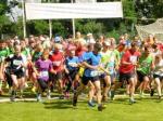 142 Läufer gingen beim 14. Lauf um den Hain in Giersleben an den Start. Foto: Dennis Uhlemann, Volksstimme