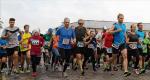 Unter den 71 Startern beim Calbenser Bollenlauf befanden sich auch 5 Mitglieder der Gaensefurther Sportbewegung, die mit Katrin Winkler-Hindricks die Siegerin bei den Frauen über 12 km stellte. Foto: Franziska Herz, Volksstimme