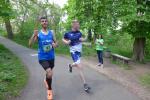 Über zwölf Kilometer und über die Halbmarathondistanz konnte in der Kreisstadt an der Saale entlang gelaufen werden. Beim 5. Bernburger Halbmarathon als zweitem Wertungslauf im Solvay-Cup war Rinaldo Schielke (l.) wieder fleißig auf Punktejagd.