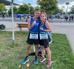 Zusammen gestartet, kurz getrennt gelaufen aber gemeinsam im Ziel: Happyend f&uuml;r Daniel und Janine Wuwer nach ihrem ersten Marathon in Berlin.