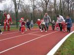 Der Nikolaus eröffnete die Veranstaltung mit dem Startschuss für die Vorschulkinder.