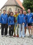 Die Gaensefurther Teilnehmer mit dem Hettstedter Maskottchen v.l. Renate Liedtke, Ina Schöler (ZLG Atzendorf), Sabine Börner, Sylvia Köhn, Jens-Uwe Börner, Lutz Klauß.