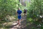 Lenny Dannehl auf seinem ersten Kilometer über die Sechs-Kilometer-Distanz. Am Ende läuft der Bode-Runner auf Platz zwei in der Altersklasse der männlichen Jugend U16.