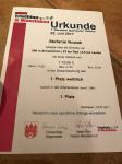Besonders freute sich Stefanie &uuml;ber Gesamtplatz eins bei den weiblichen Teilnehmerinnen.