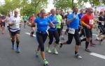 J&ouml;rg Sch&auml;per pusht und betreut seine Damen aus dem Trainingsteam (Claudia Meier, Sibylle Sch&auml;per, J&ouml;rg Sch&auml;per / blaue Shirts v.l.)