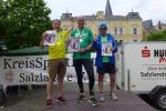 So freut man sich in der Altersklasse M55! Jörg Münster vom BSV Eickendorf jubelt über seinen ersten Platz, während bei André Geist über Platz drei der Daumen hoch geht. So freut man sich in der Altersklasse M55! Jörg Münster vom BSV Eickendorf jubelt über seinen ersten Platz, während bei André Geist über Platz drei der Daumen hoch geht.
