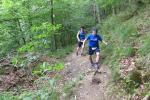 &Uuml;ber diese Klippen musst du geh… Nancy und Olaf Bothe k&auml;mpfen sich nach einem rasanten Abw&auml;rtscross wieder berghoch.