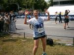 Nach 02:45:08 Stunden war Renate stolz und glücklich die 21,1 Kilometer geschafft zu haben. Nach 02:45:08 Stunden war Renate stolz und glücklich die 21,1 Kilometer geschafft zu haben.