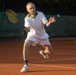 Achim Engel sicherte sich mit den Herren 50 f&uuml;nf Siege in Folge und erreichte damit den zweiten Platz. Foto: Sandra Arm