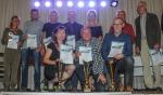 Die Vertreter der einzelnen Mannschaften mit Lutz Klau&szlig; (mitte vorn) als Sieger von der Gaensefurther Sportbewegung.