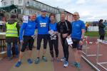 Geschafft! Jens-Uwe B&ouml;rner, Lutz Klau&szlig;, Sabine B&ouml;rner. Harald F&uuml;mel und Stefan Sindermann sind nach 13,9 Kilometern wieder heile im Ziel.