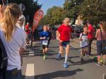 Marc Kr&uuml;ger (l.) startete &uuml;ber 4,4 km.
