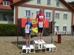&Uuml;ber den Sieg im 800m Lauf konnte sich Celine freuen.