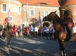 Jedes Jahr sorgen historische Reiter f&uuml;r ein besonderes Flair der Laufveranstaltung.