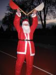 Bereits vier Mal schickte der Nikolaus im Stadion der Einheit die zahlreichen L&auml;ufer ins Rennen.